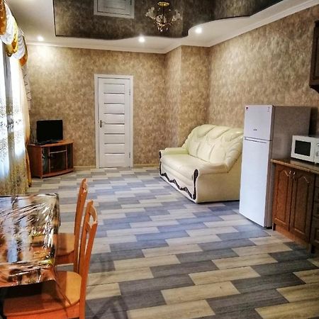 דירות קרופיבניצקי Посуточная Аренда В Центре Кропивницкого מראה חיצוני תמונה